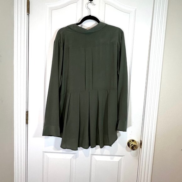 Soft Surrounding Sage Green 100% Silk Button Up Shirt 2X - New without tags - Picture 3 of 7